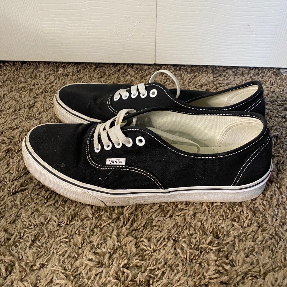 Vans - Picture 3 of 5